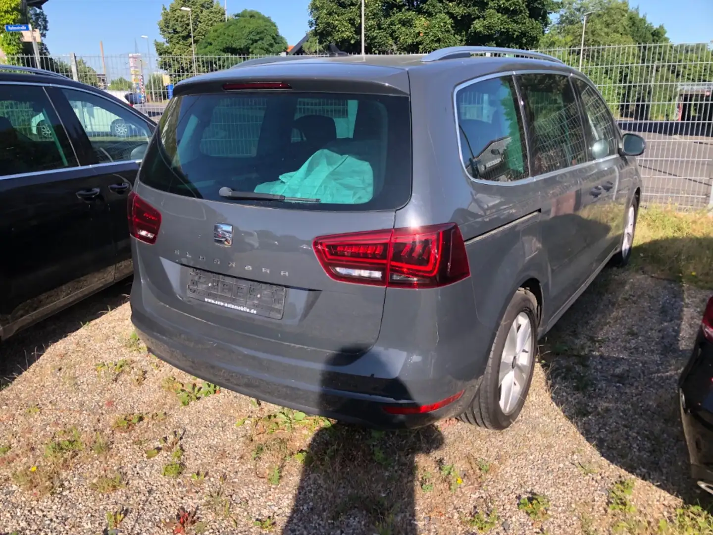 SEAT Alhambra Xcellence,2.0tdi,DSG,7-Sitzer Grau - 2