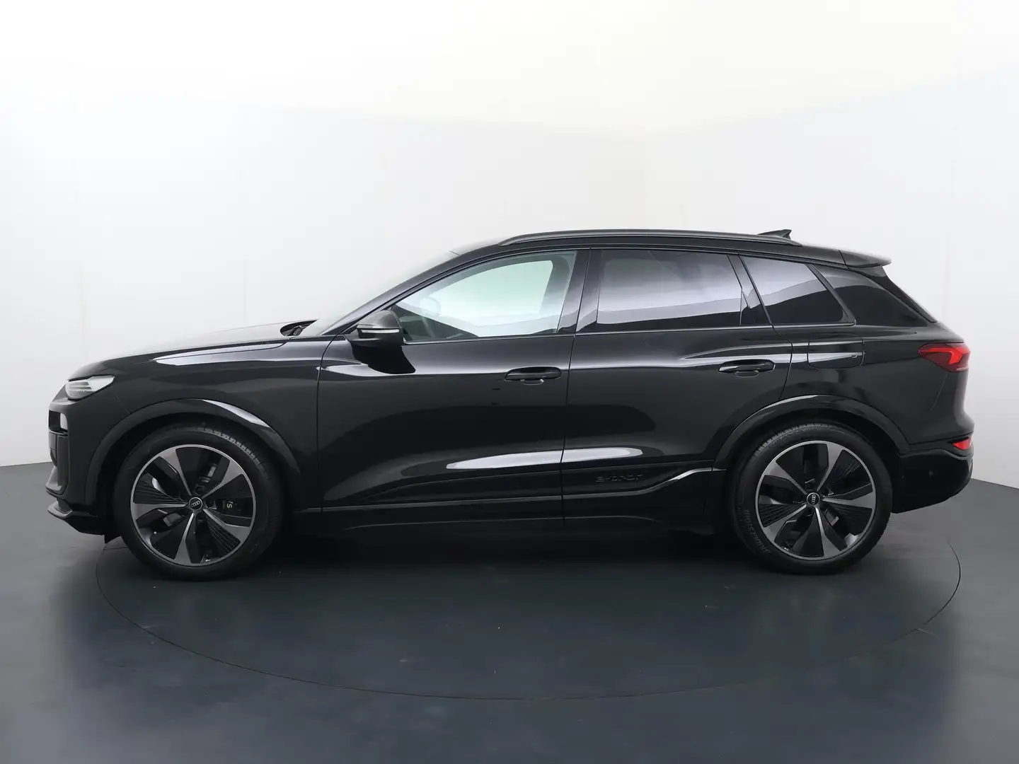 Audi Q6 SQ6 100 kWh | 490 PK | SoH 97% | Automaat | Multif Чорний - 2