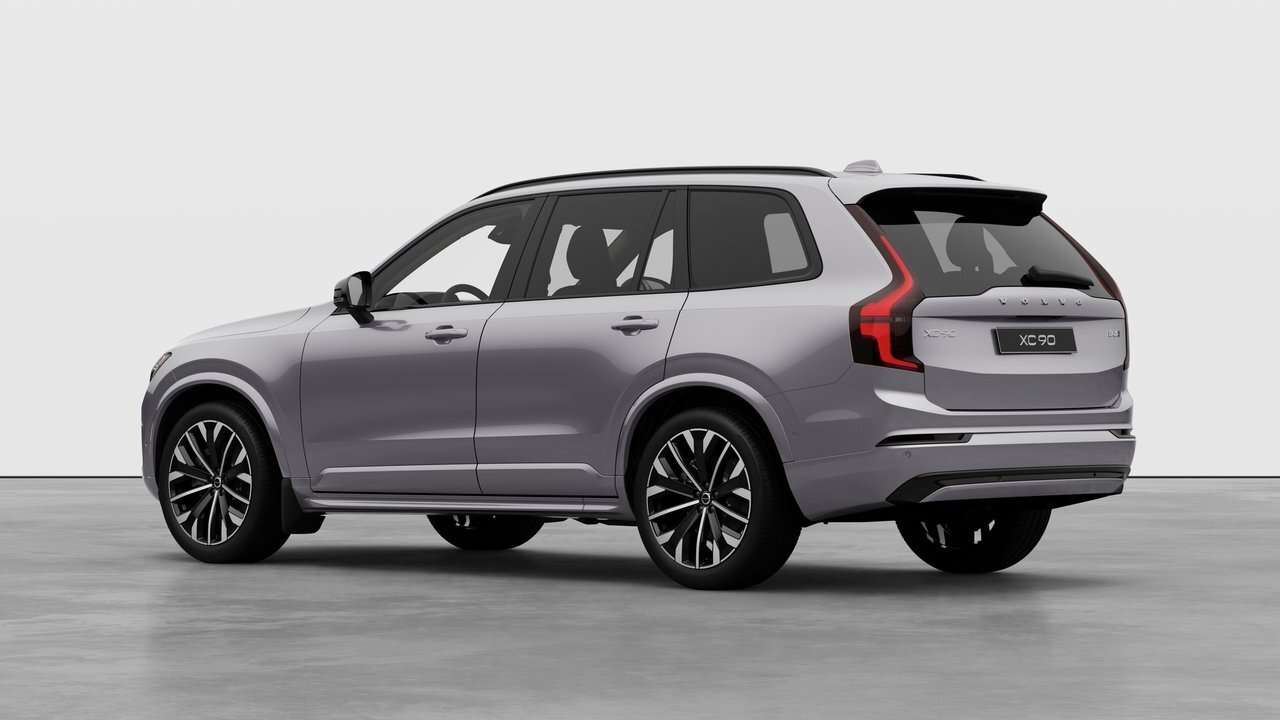 2026 Volvo XC90 B6 AWD Ultra Dark Theme 7-Seater alt 2