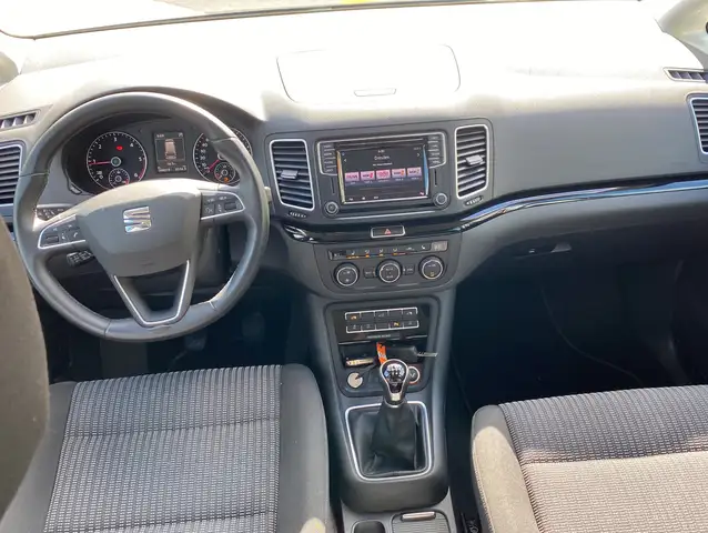Seat Alhambra view 3