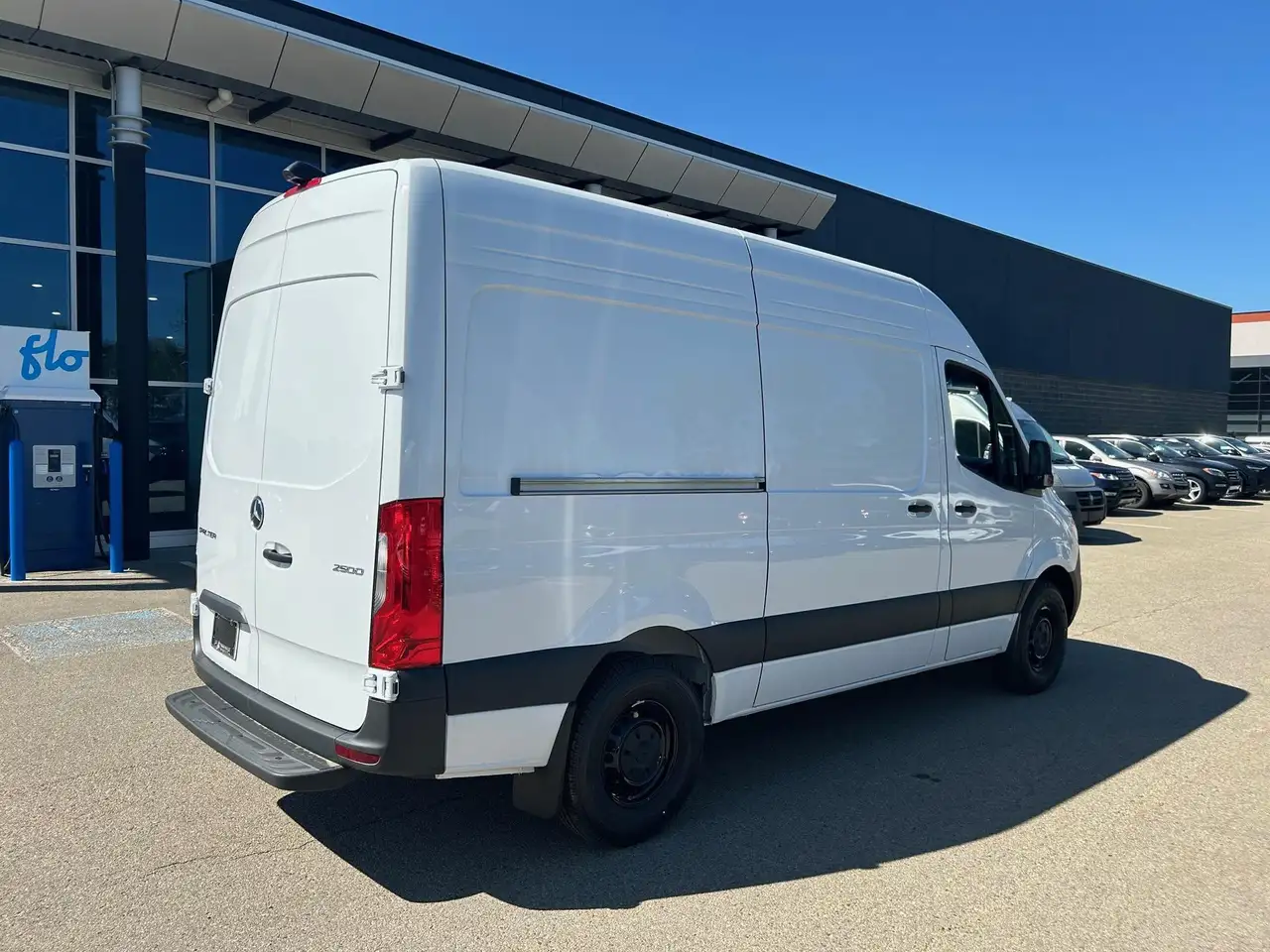 Mercedes-Benz Sprinter снимка Mercedes-Benz Sprinter