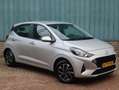 Hyundai i10 Comfort Smart 1.0 MPI 67pk | AIRCO | NAVI | CAMERA Grijs - thumbnail 2