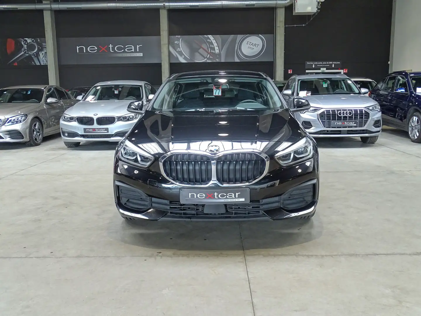 BMW 116 d Hatch New *LED-NAVI PRO-VIRTUAL-PARKING-EURO6d* Zilver - 2