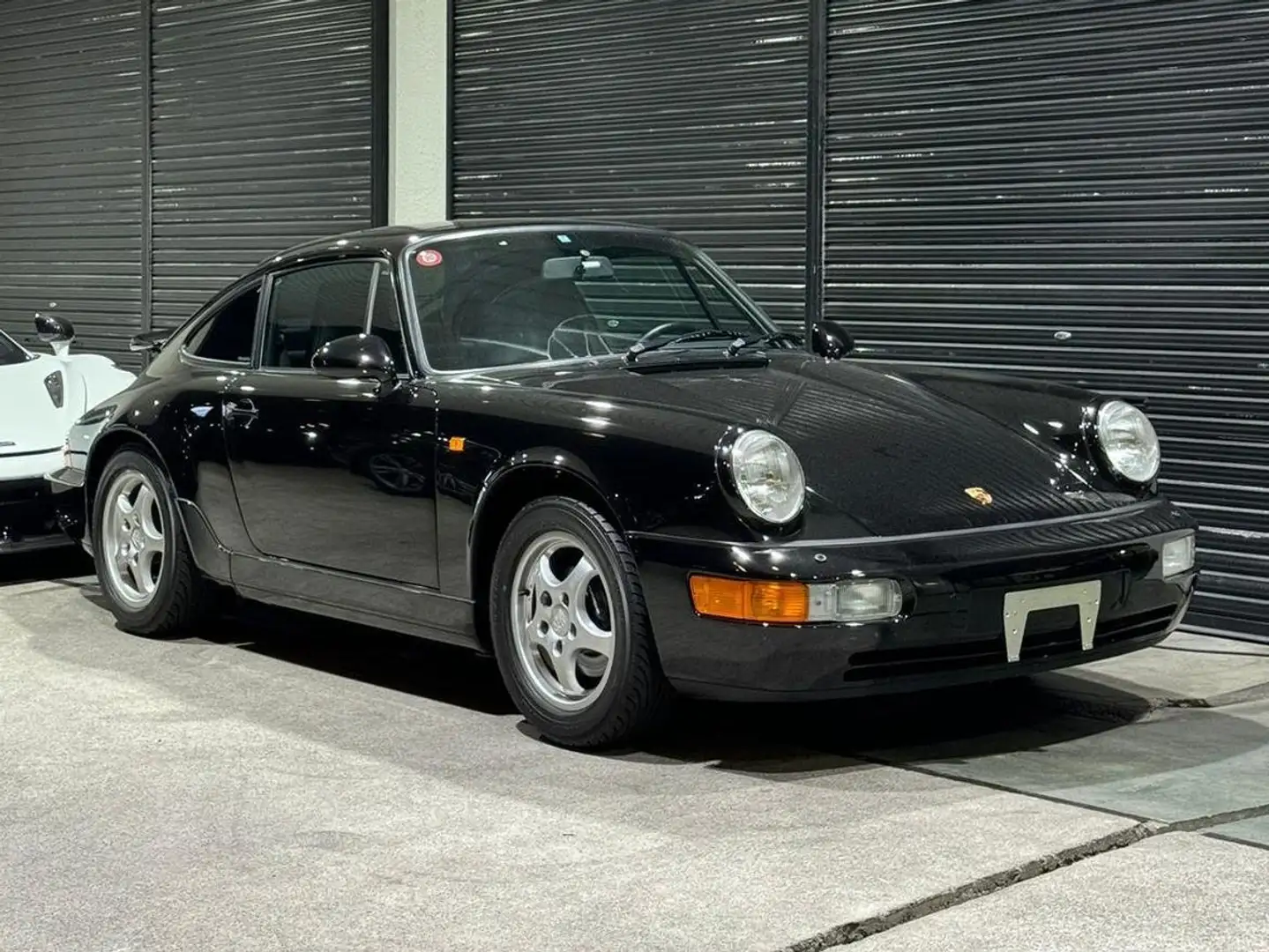 Porsche 964 C2 | 4.998 km | Ausnahmefahrzeug Noir - 1