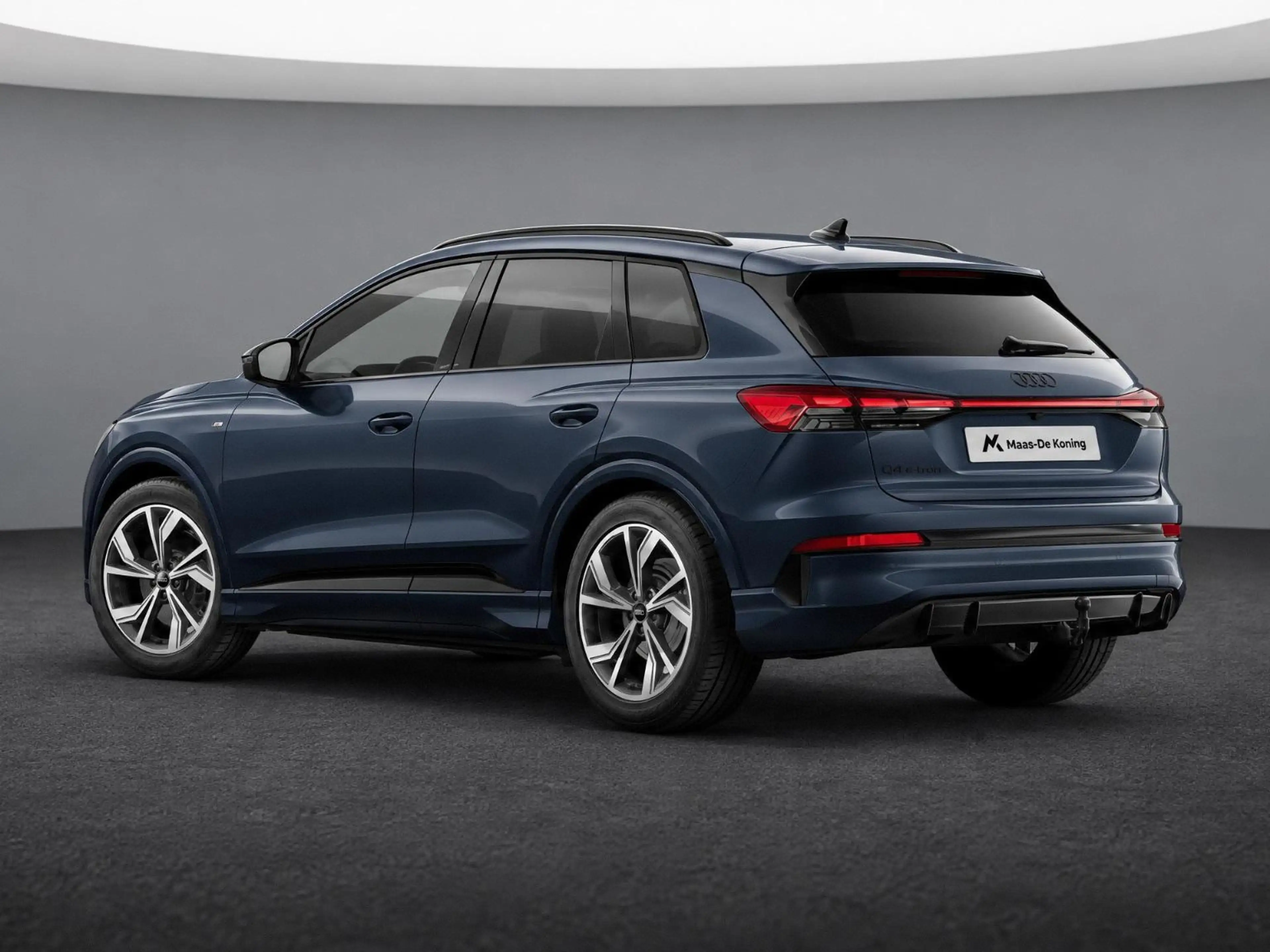 Audi Q4 e-tron S edition performance 82 kWh 286 PK · Trekhaak ele — photo 2