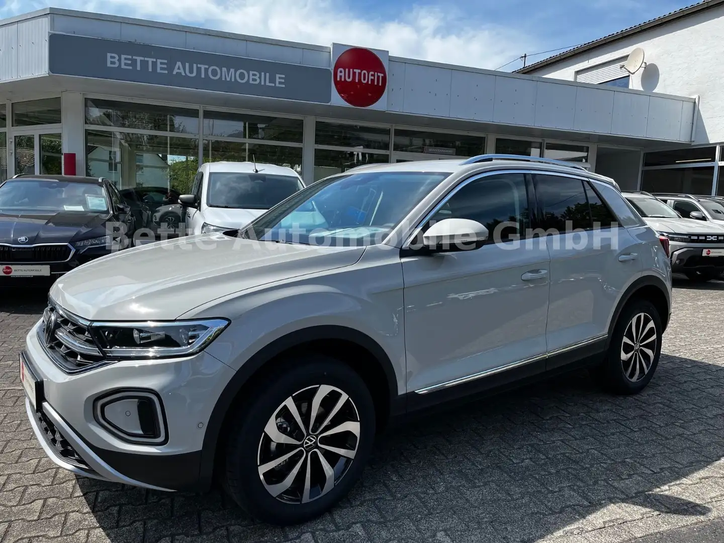 Volkswagen T-Roc 1.5 TSI DSG Style  *MATRIX-LED*SHG*KAM* Grau - 1