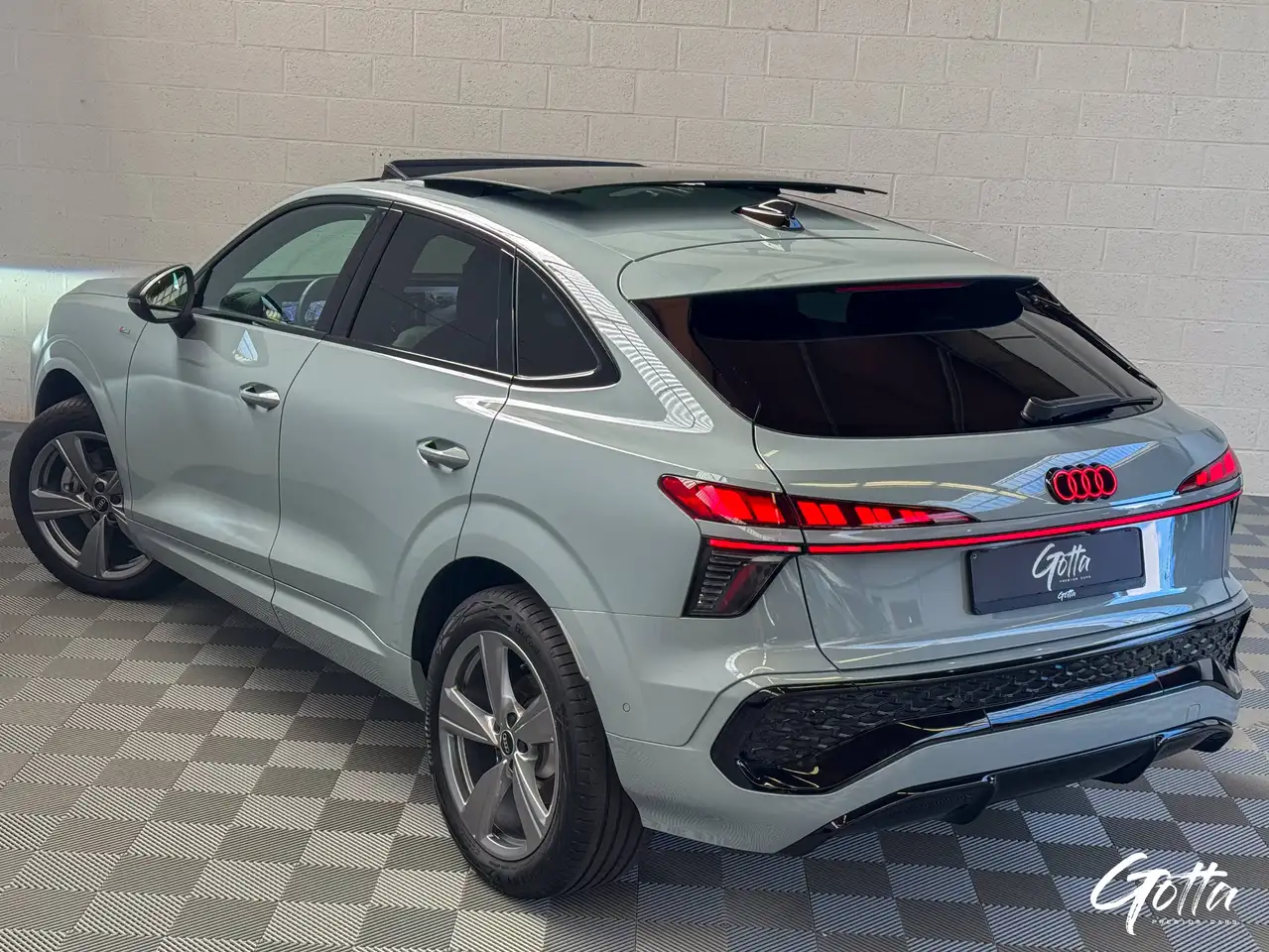 Audi Q3 Sportback 2.0 TDi 150CH*NEW MODEL/S-LINE X2/LED MATRIX FEUX ARRIERE OLED/AUDI RINGS ECLAIREE/TOIT OUVRANT PANORAMIQUE, миниатюра 28