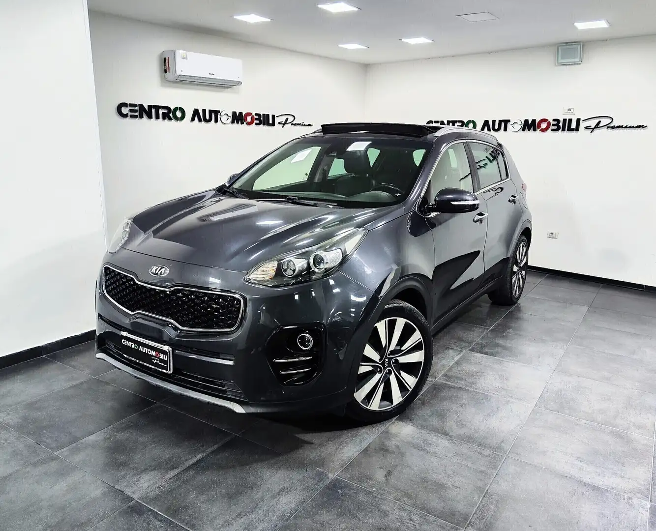 Kia Sportage 1.7 CRDI 141 CV DCT7 2WD Business Class Tetto Gris - 1