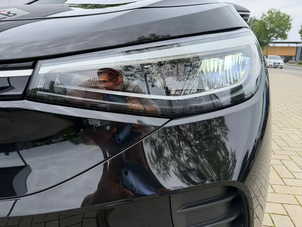 Volkswagen ID.4 Pro 82 kWh +WÄPU +AHK +LED +ACC +RKAM +NAVI +SHZ, миниатюра 7