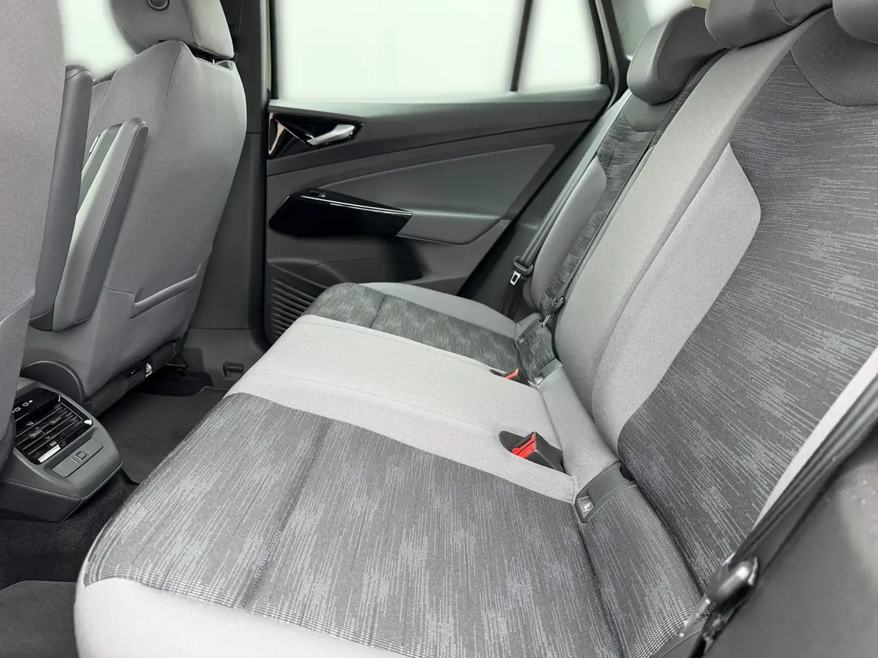 Volkswagen ID.4 Pro 82 kWh +WÄPU +AHK +LED +ACC +RKAM +NAVI +SHZ, миниатюра 15