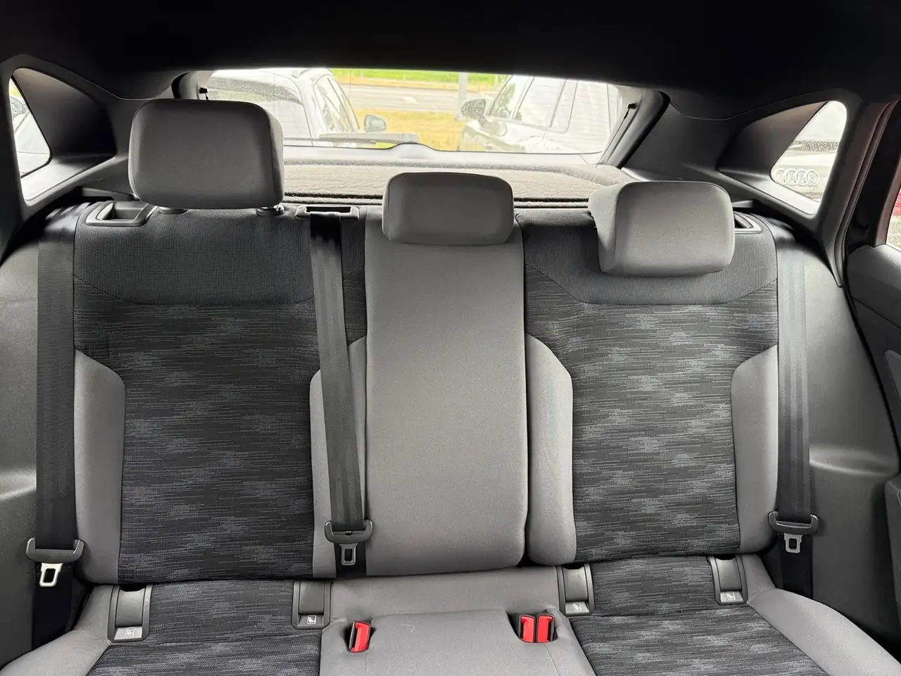 Volkswagen ID.4 Pro 82 kWh +WÄPU +AHK +LED +ACC +RKAM +NAVI +SHZ, миниатюра 22