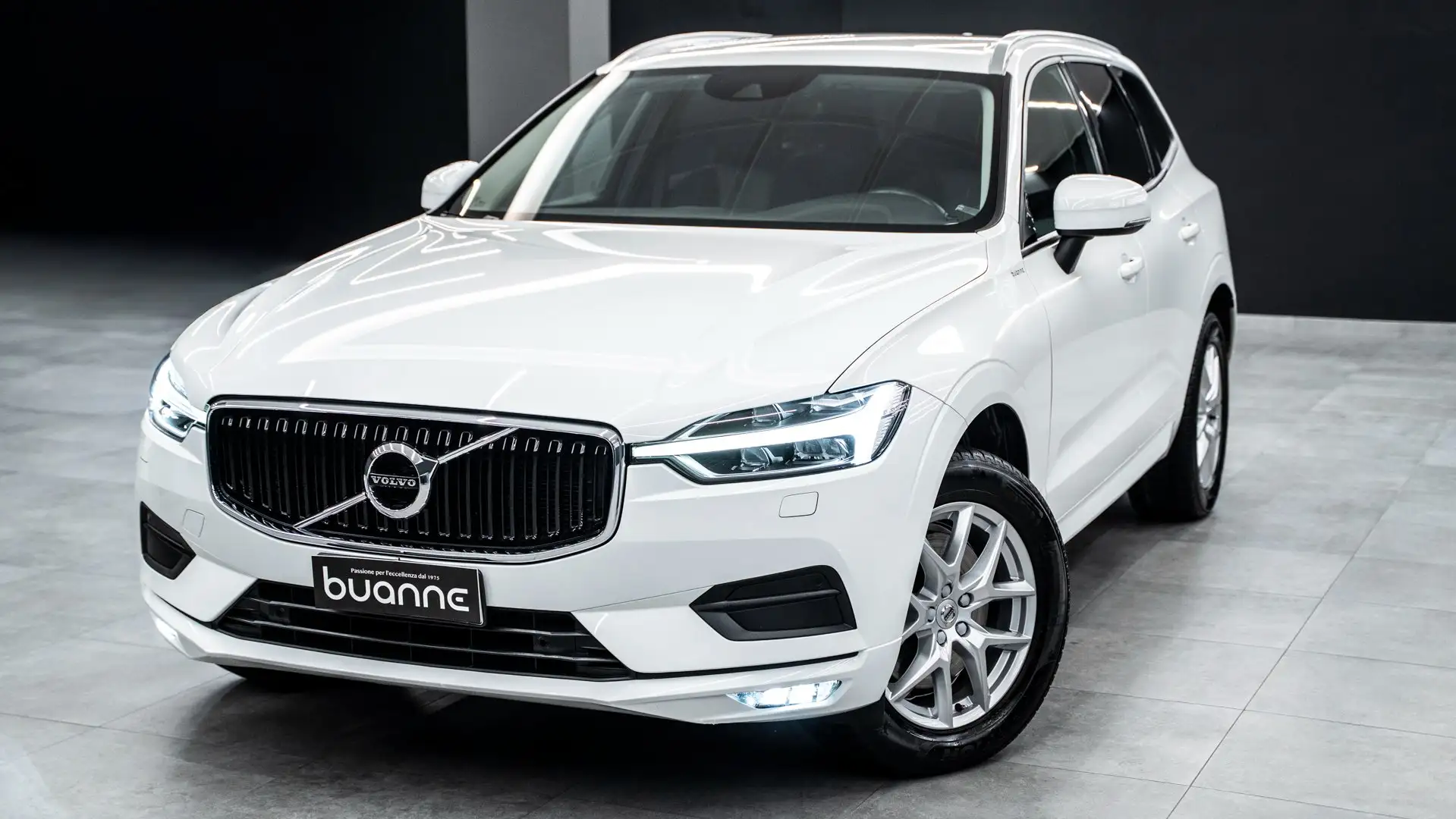 Volvo XC60 2.0 B4 AWD INSCRIPTION HARMAN/KARDON PELLE LED ITA Bianco - 1