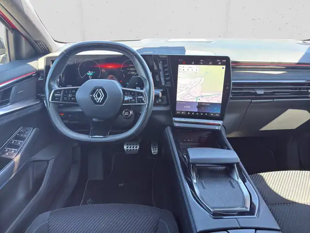 Renault Austral view 13