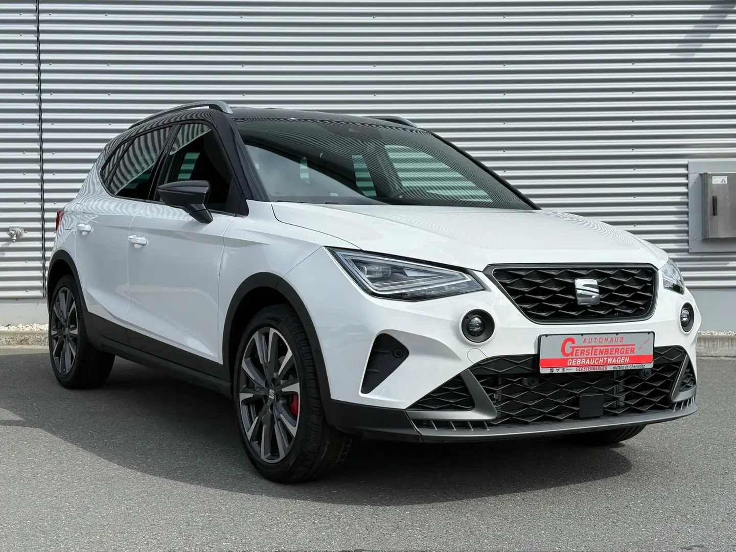 SEAT Arona FR 1.5 TSI 150 PS DSG ACC/KAMERA/FULL-LINK Weiß - 2