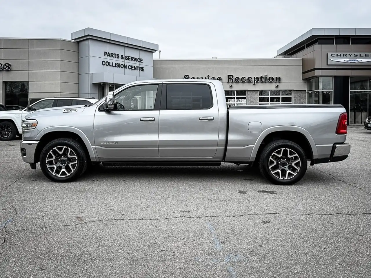 RAM 1500 снимка RAM 1500