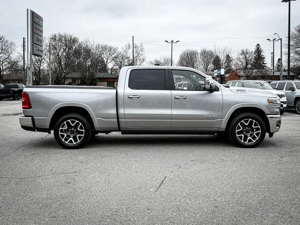 RAM 1500 снимка RAM 1500