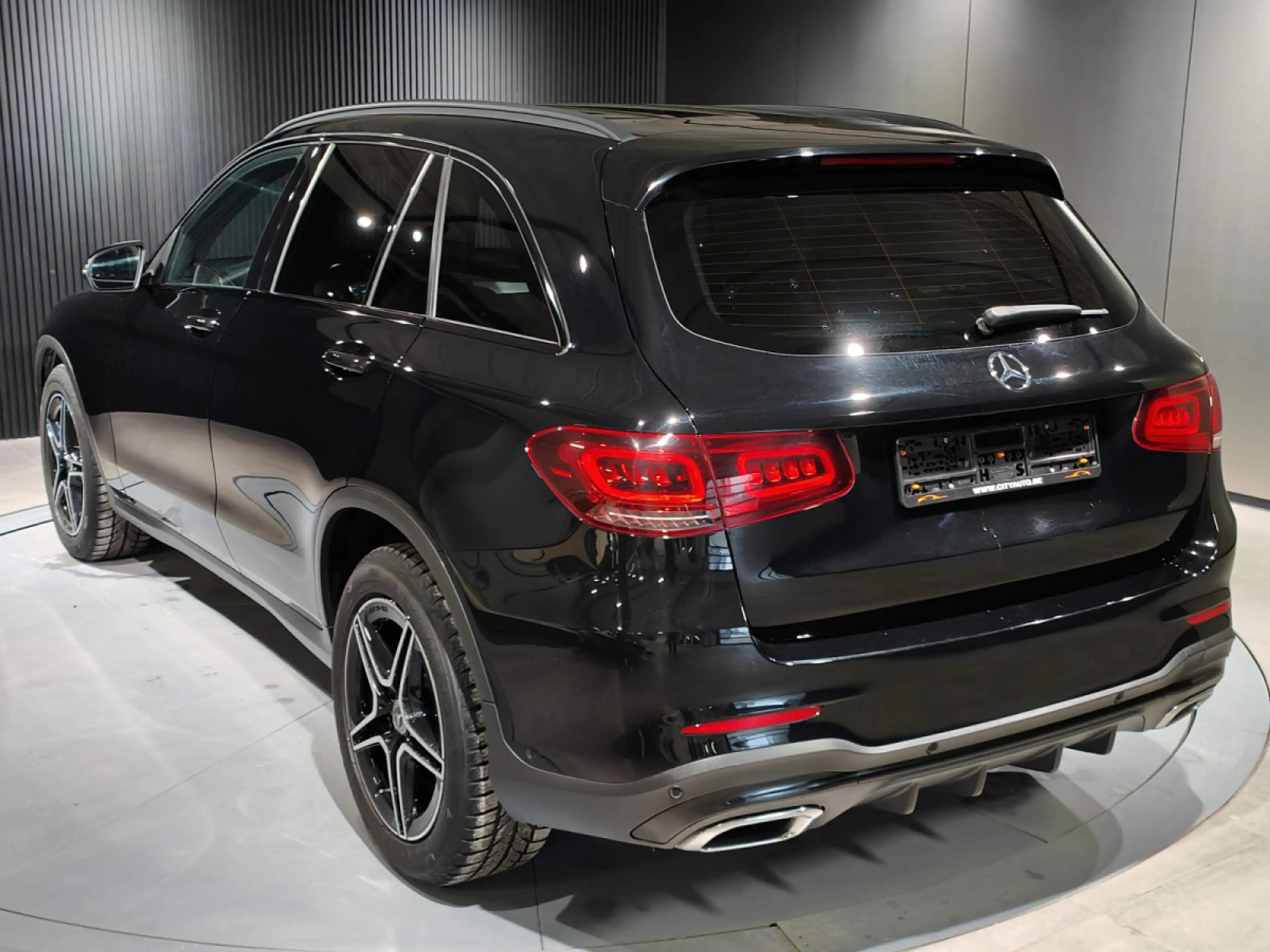 Mercedes-Benz GLC 200 200dA 4MATIC PACK AMG GPS CAMERA CARPLAY — photo 4