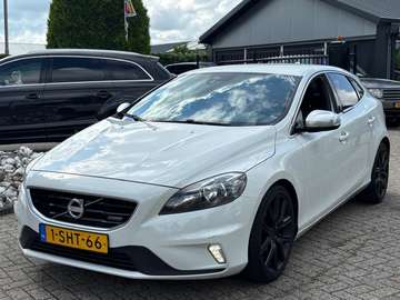 1.6 D2 R-Design Wit Led Alcantara 2013