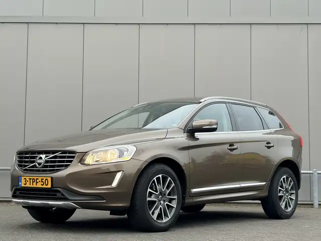 Volvo XC60 2.0 D4 FWD Summum - nap! - navi - airco - cruise -