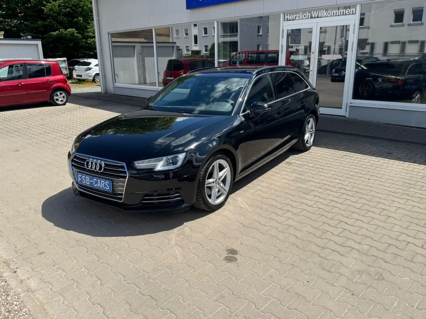 Audi A4 Avant sport S-Line Negro - 2