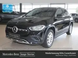 Mercedes-Benz GLA 180 STYLE+STHZG+KAMERA+TOTW+7G