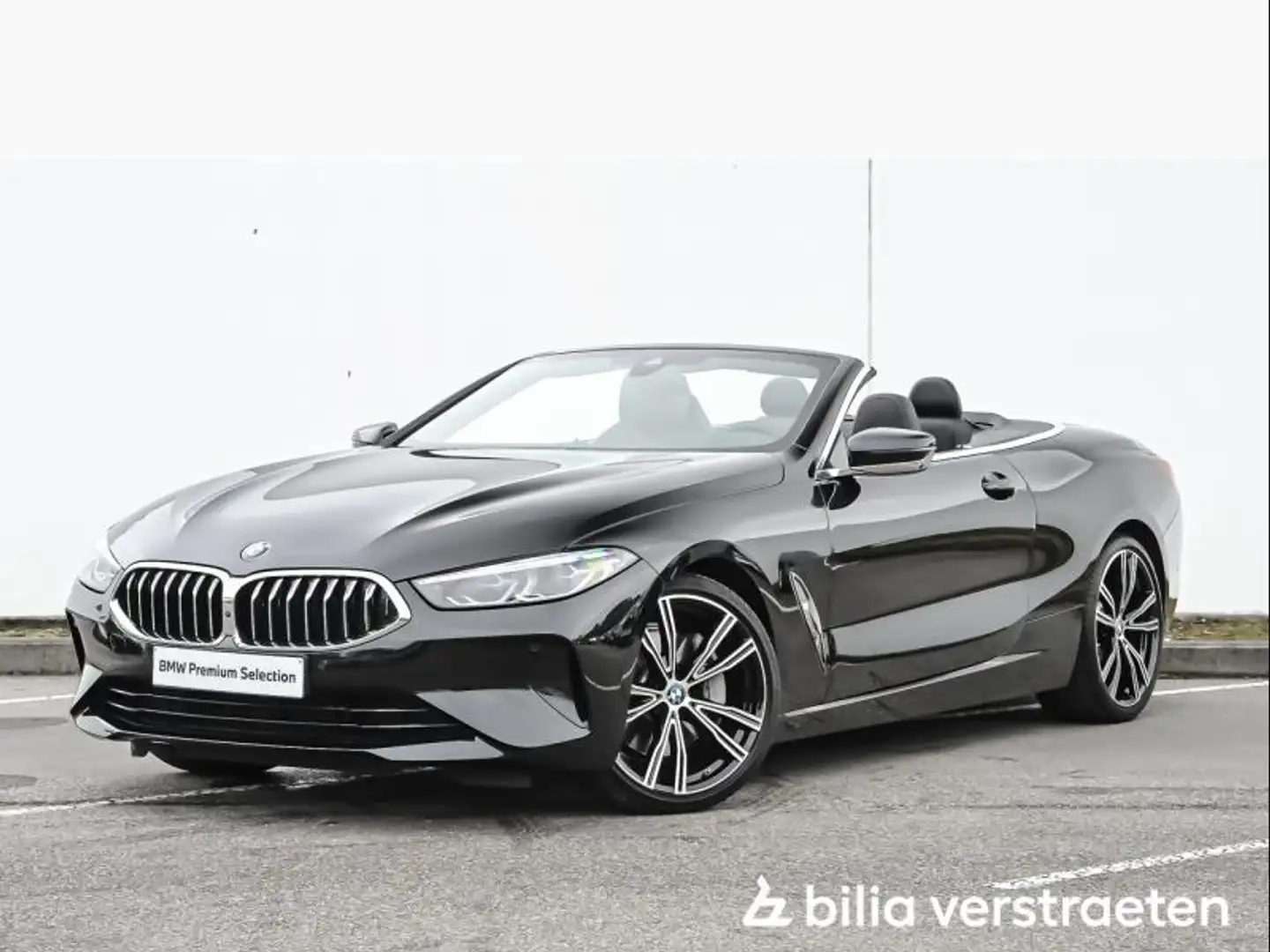 BMW 840 Cabrio - B&W - Cockpit Prof Nero - 1