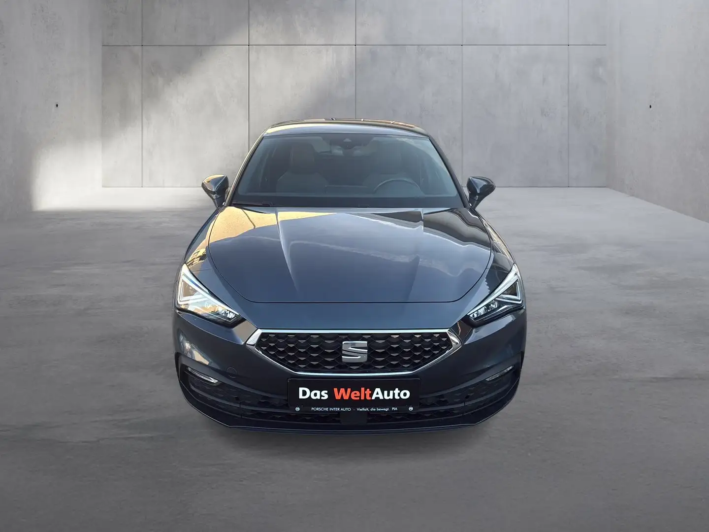 SEAT Leon Xcellence 1.5 TSI ACT Grau - 2