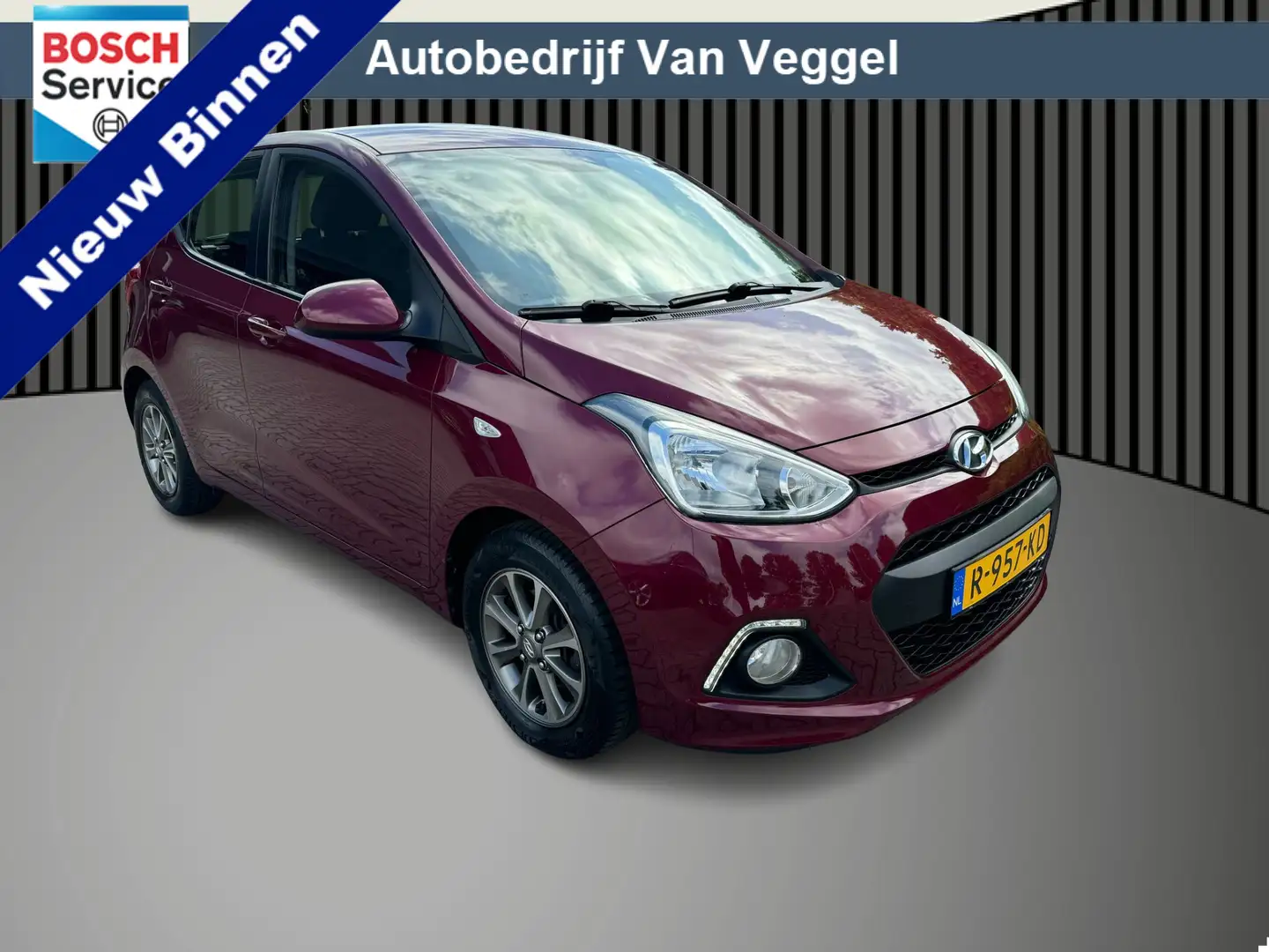 Hyundai i10 1.0i i-Motion Premium airco, stoel/stuur verw, cru Rojo - 1