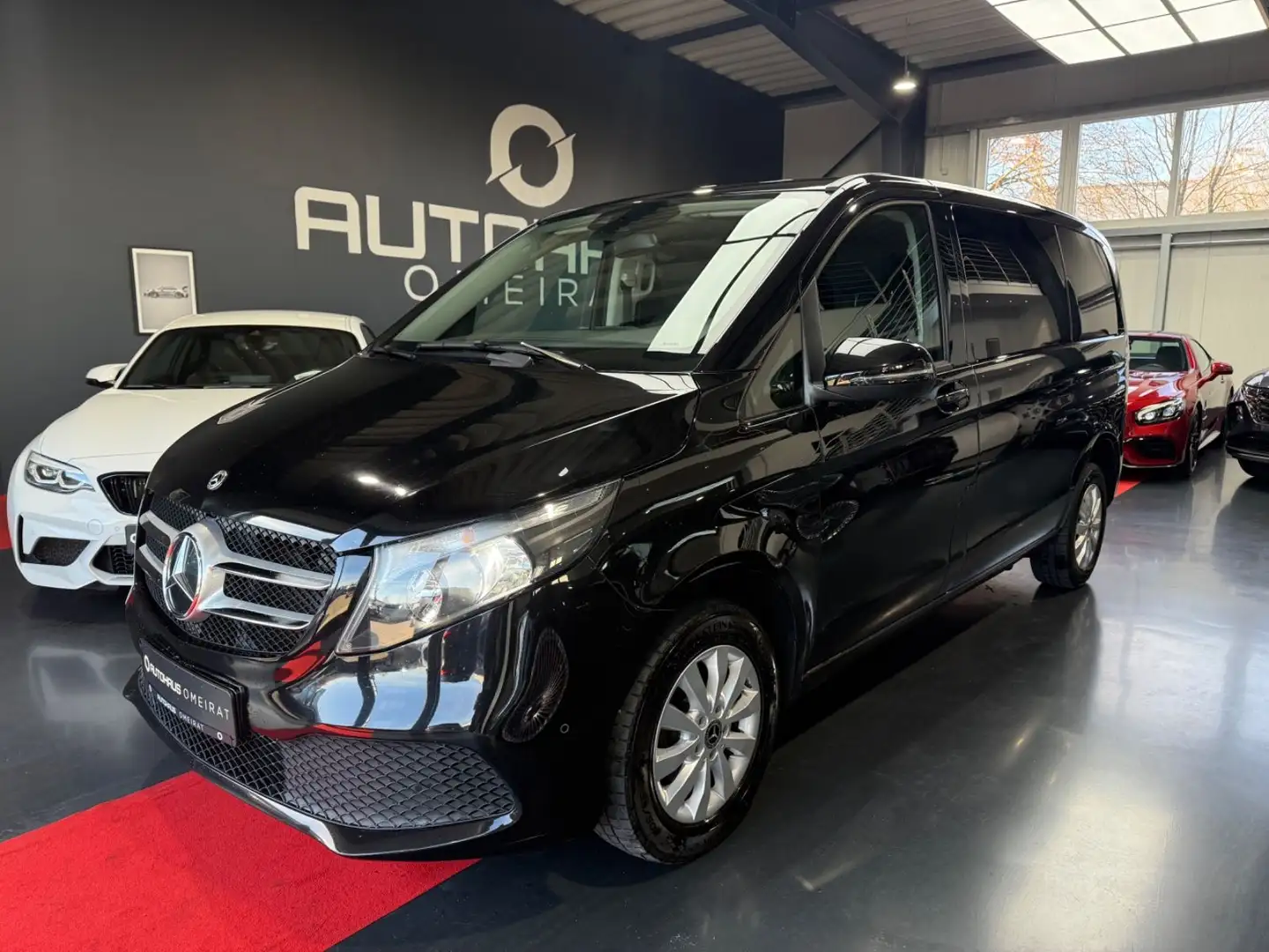 Mercedes-Benz V 220 d Rise kompakt 1-Hand/Navi/LED/PDC Negro - 1