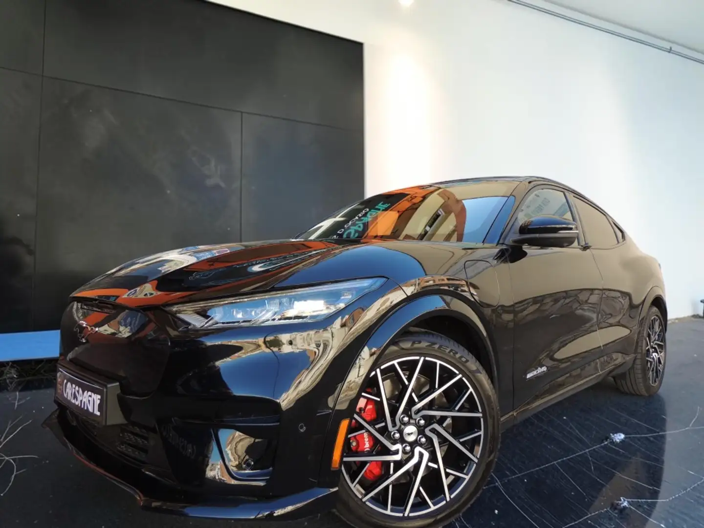 Ford Mustang Mach-E Premium AWD Rango extendido Negro - 2
