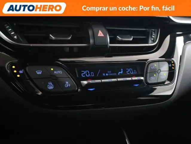 Toyota C-HR view 26