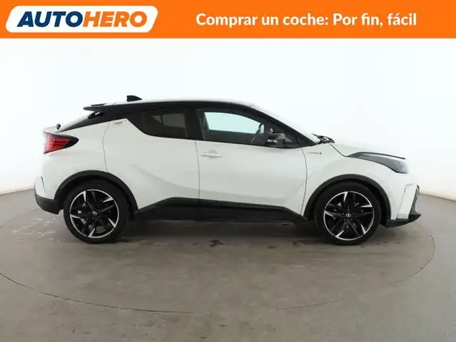 Toyota C-HR view 7