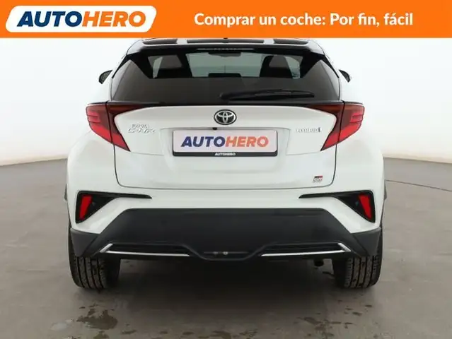 Toyota C-HR view 5