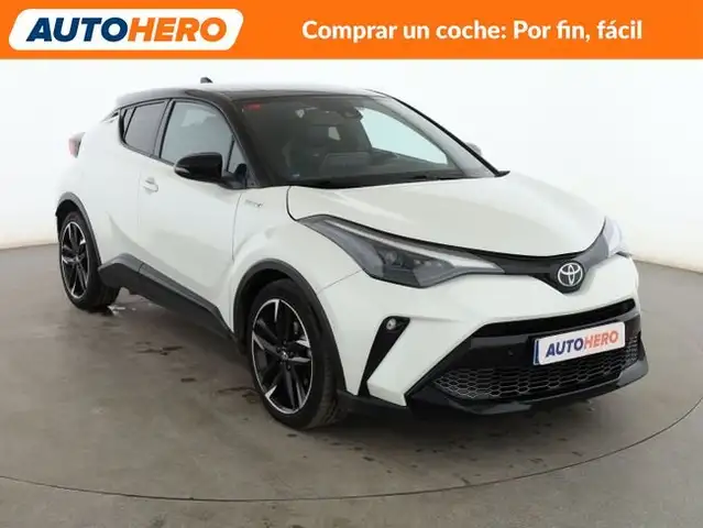 Toyota C-HR view 8