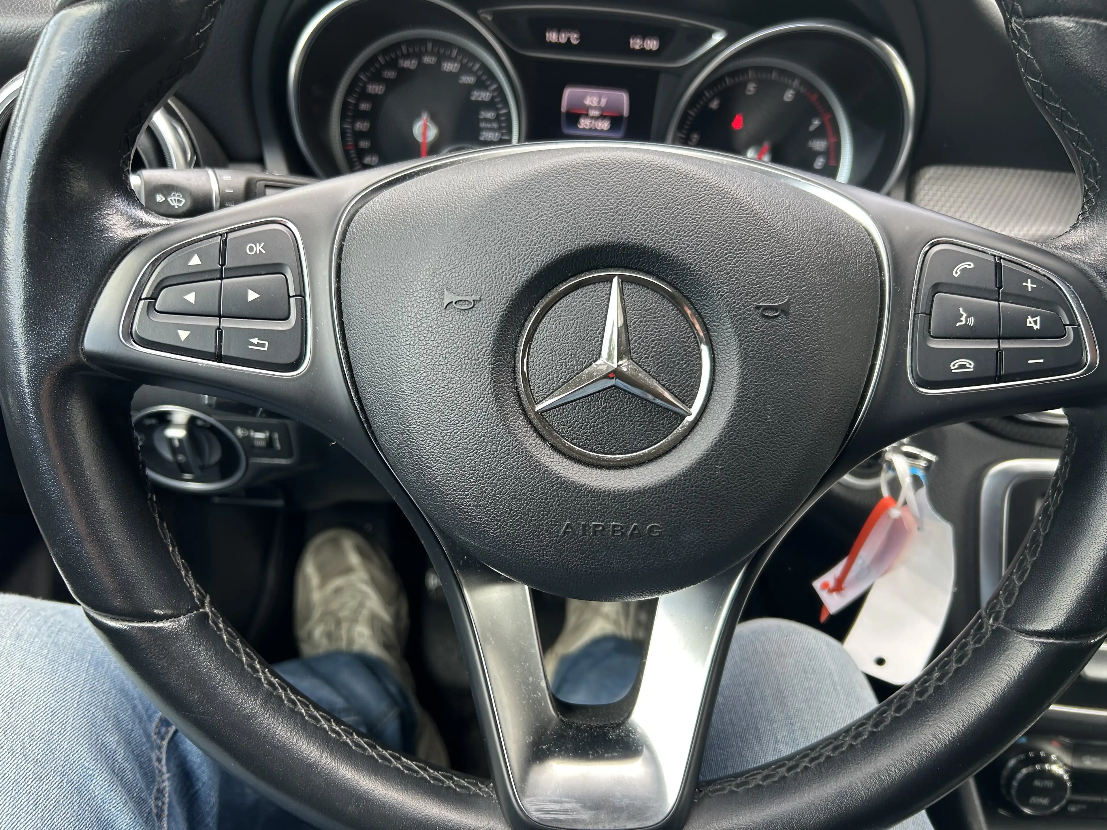 Mercedes-Benz GLA 180 180 (EU6.2) 5 PORTES  ** 35166KM **AIRCO BLUETOOTH GPS GARANTIE 12 MOIS          TOOTH — photo 7