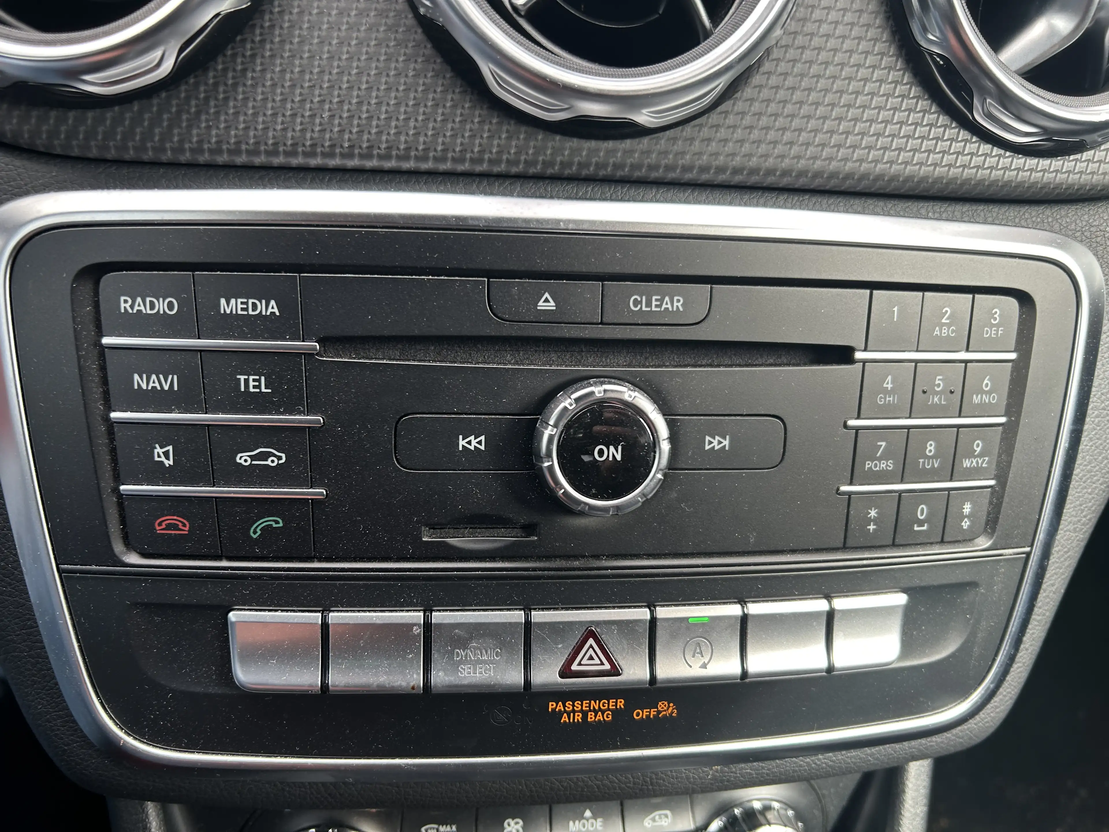 Mercedes-Benz GLA 180 180 (EU6.2) 5 PORTES  ** 35166KM **AIRCO BLUETOOTH GPS GARANTIE 12 MOIS          TOOTH — photo 10