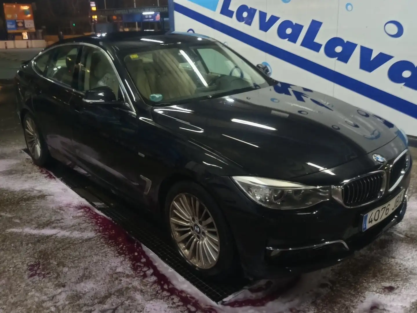 BMW 320 320dA+Touring+xDrive+Luxury+Luxury Negro - 1