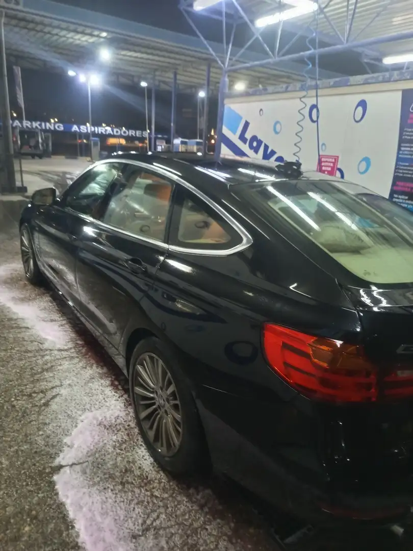 BMW 320 320dA+Touring+xDrive+Luxury+Luxury Negro - 2