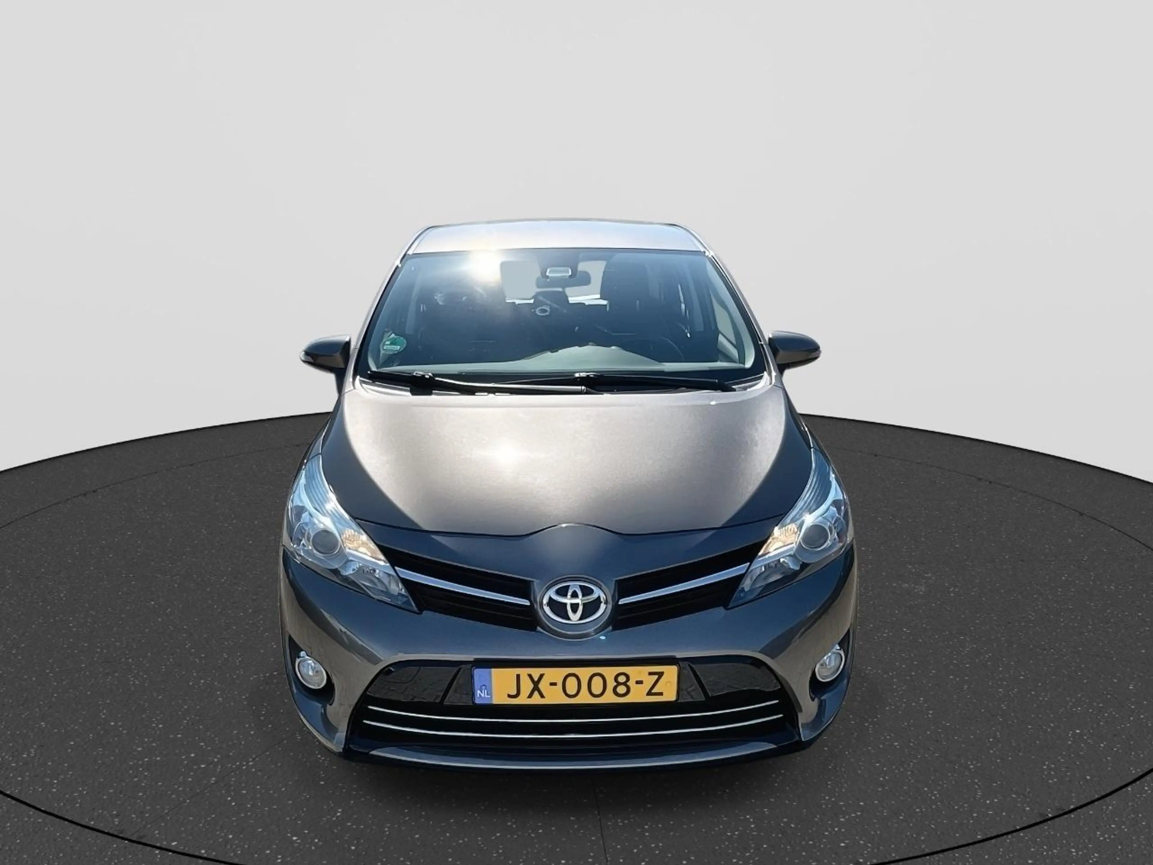 Toyota Verso 1.8 VVT-i Aspiration — photo 4