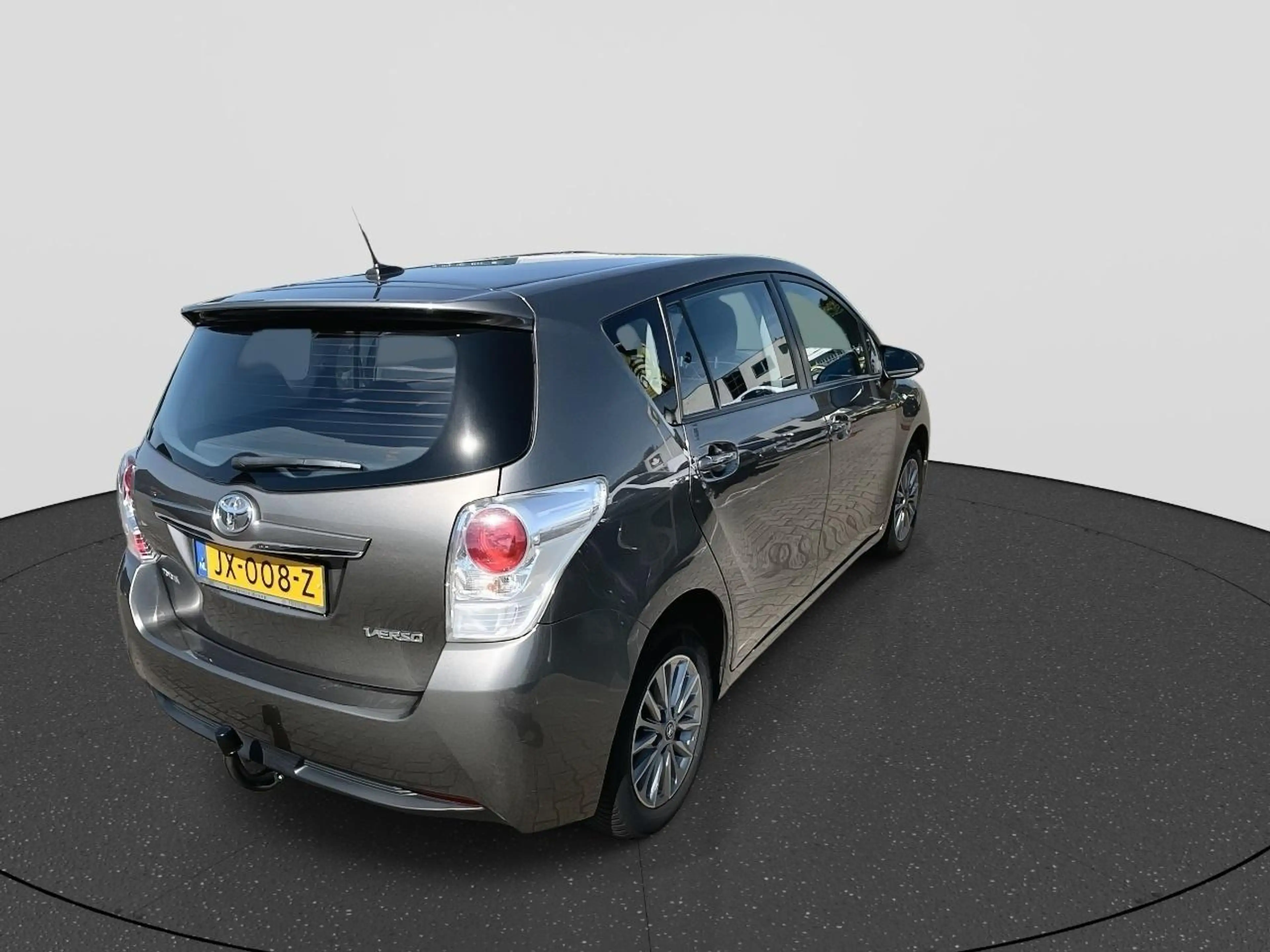 Toyota Verso 1.8 VVT-i Aspiration — photo 8