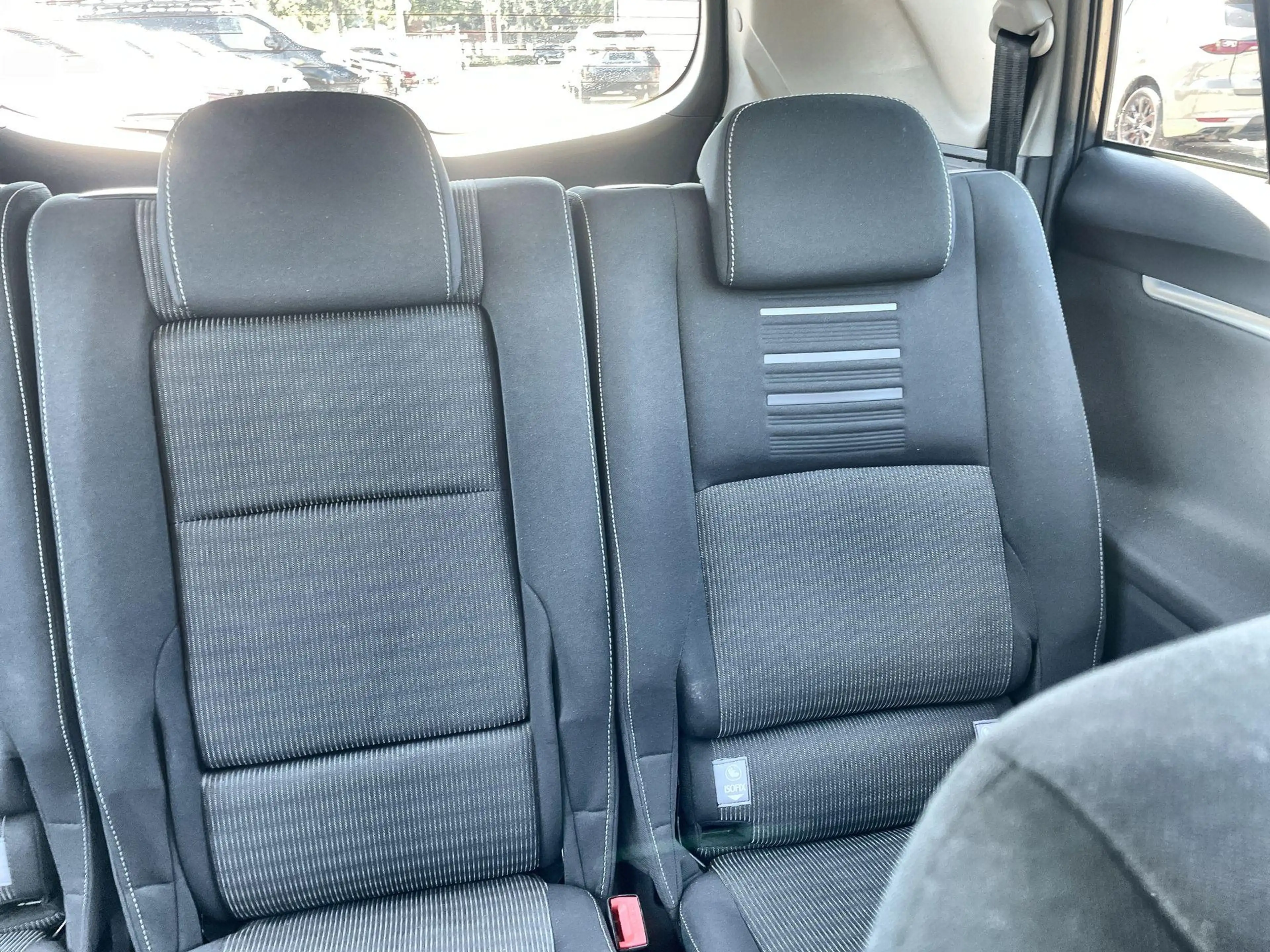 Toyota Verso 1.8 VVT-i Aspiration — photo 14