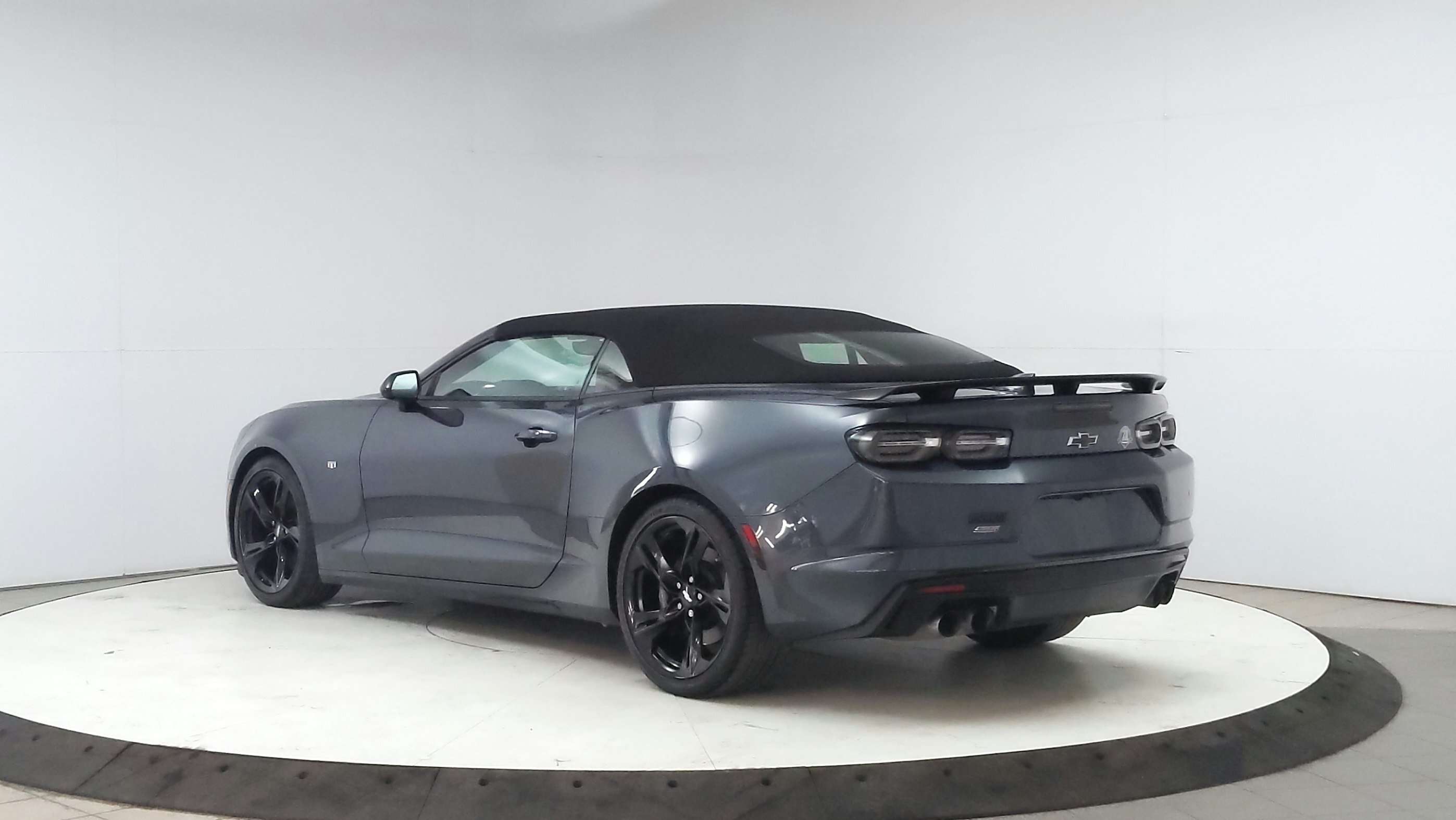 2019 Chevrolet Camaro 2SS Convertible | 6.2L V8 | HUD | Bose | Heated — снимка 1