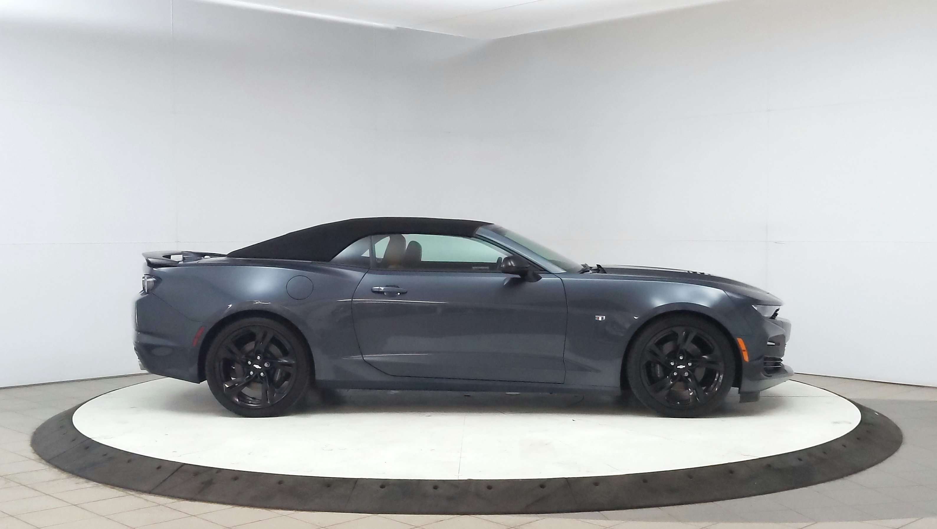 2019 Chevrolet Camaro 2SS Convertible | 6.2L V8 | HUD | Bose | Heated — снимка 1