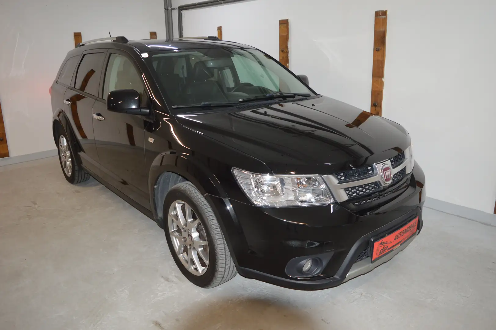 Fiat Freemont 2,0 Multijet **4WD**7-Sitzer**Lounge**Leder** Zwart - 1