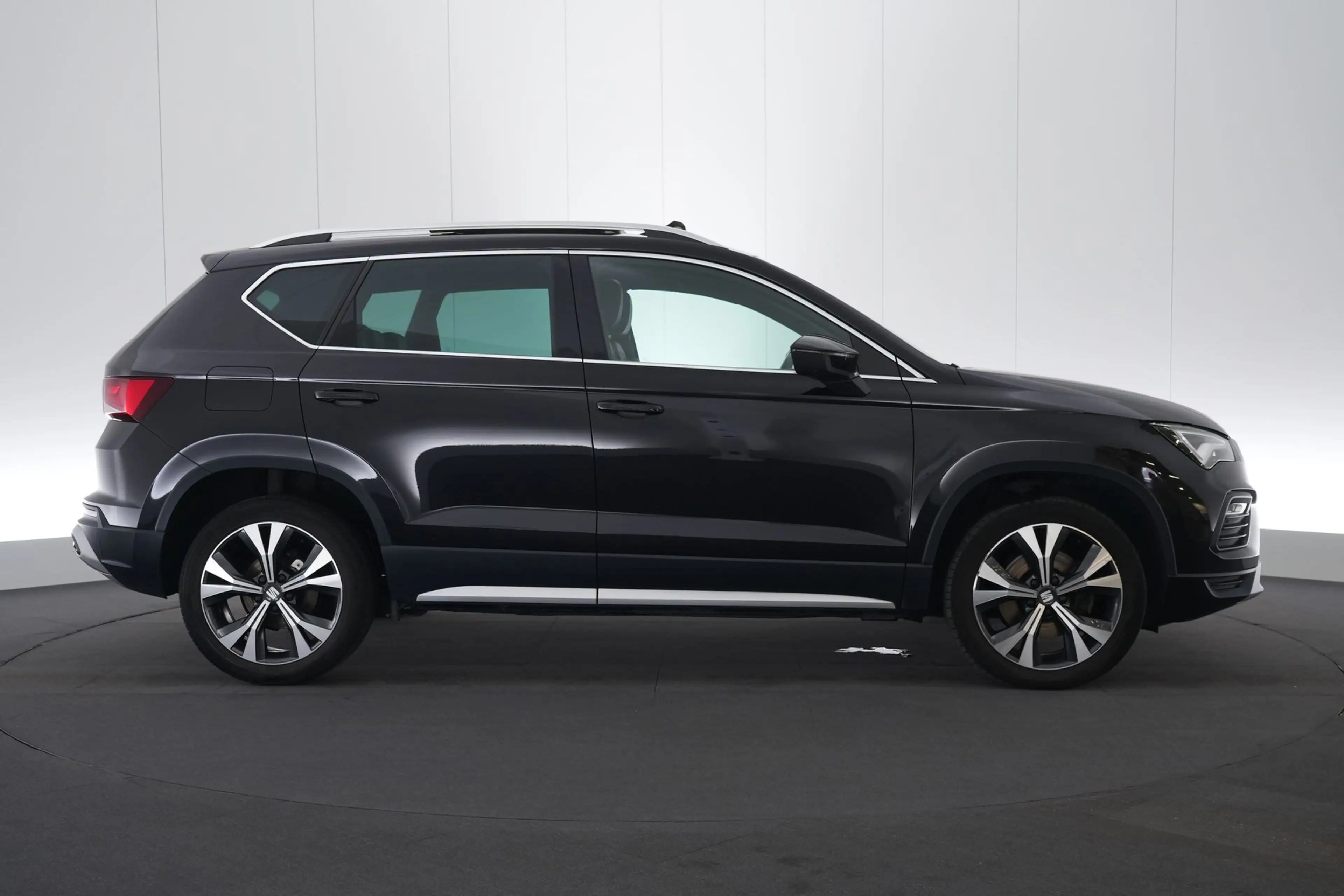 SEAT Ateca 1.5 TSI Xperience DSG LEDER/CUIR LED GPS PDC CAM P — photo 5