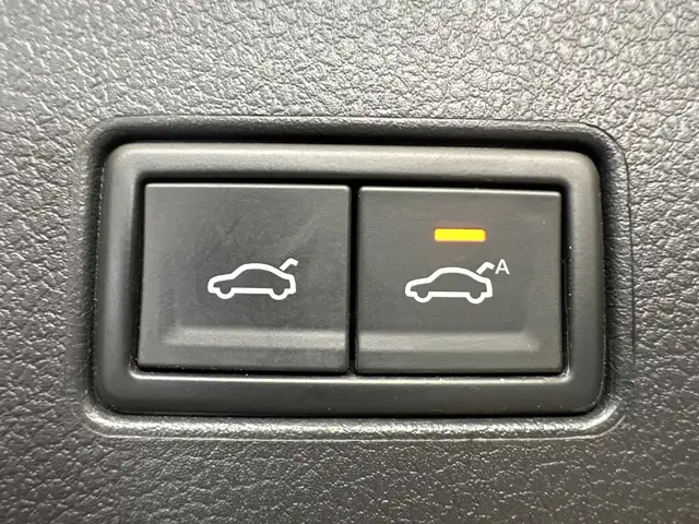 Volkswagen Passat view 9