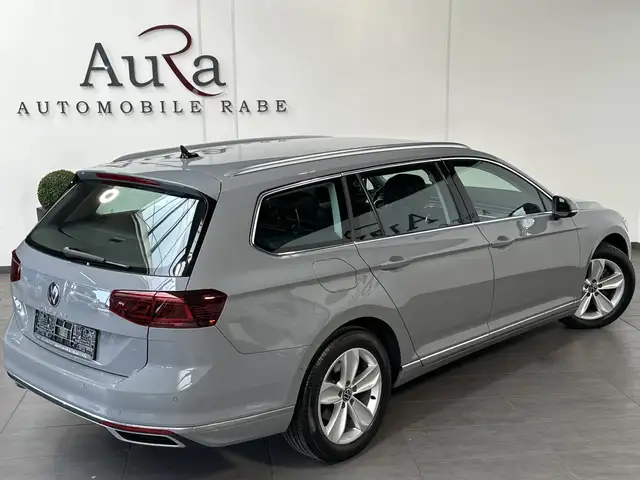 Volkswagen Passat view 5