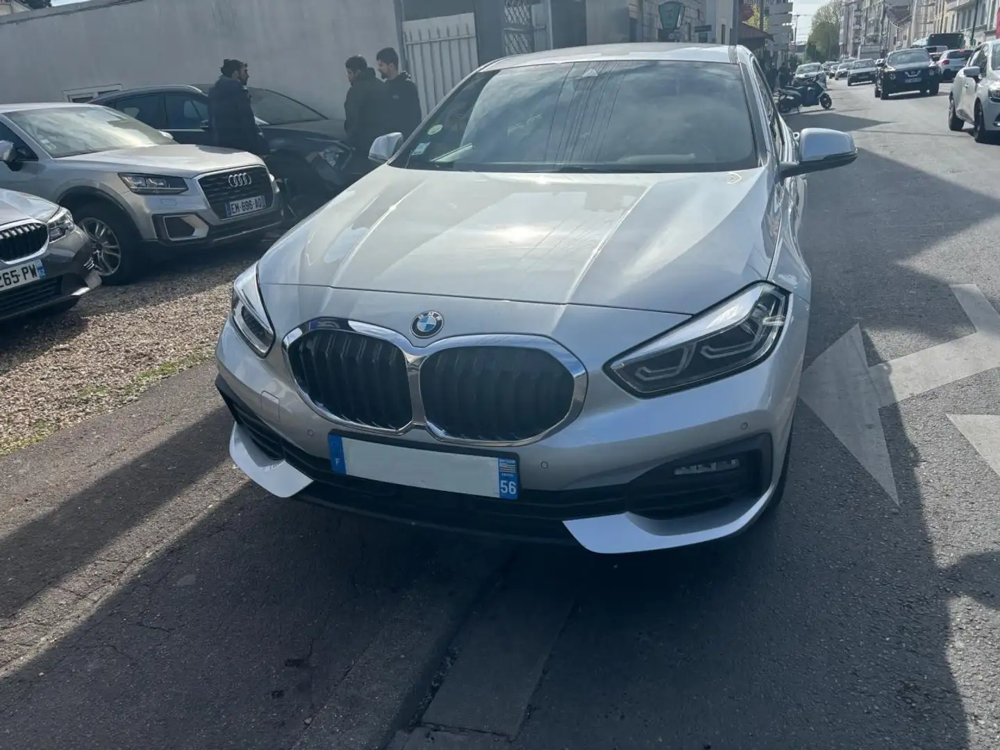 BMW 116 116d pack business bva Grau - 1