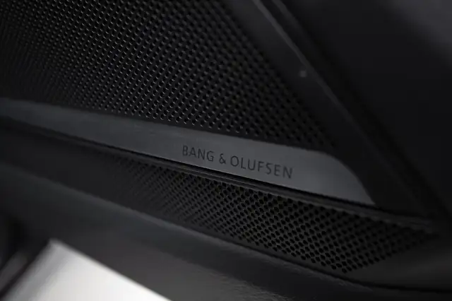 Audi S6 Avant TDI quattro tiptronic | HUD | Sthz | AHK ... Ansicht 14