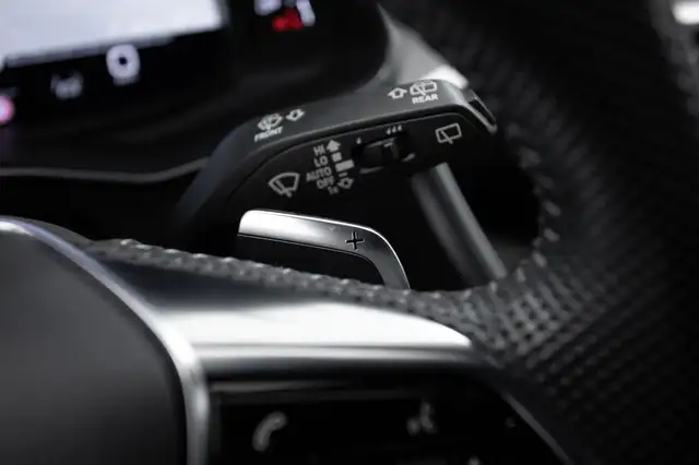 Audi S6 Avant TDI quattro tiptronic | HUD | Sthz | AHK ... Ansicht 39